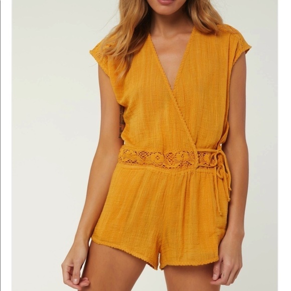NWT Saltwater Solids by O’neill Mustard Lacey Crochet Knit Romper One Piece - Picture 1 of 11